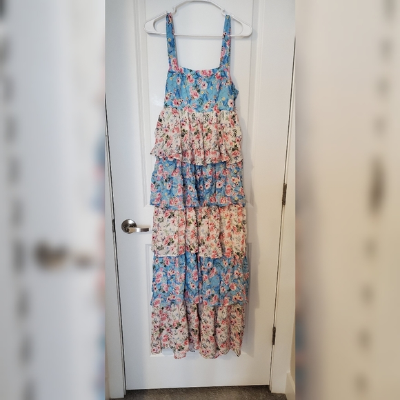 Ruffle Floral Dress - Vogue Society - Picture 1 of 6